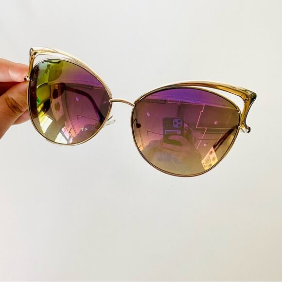 NORDSTROM Rainbow Gold Circlular Oversized Cat Eye Geometric Sunglasses Sunnies - Picture 3 of 7